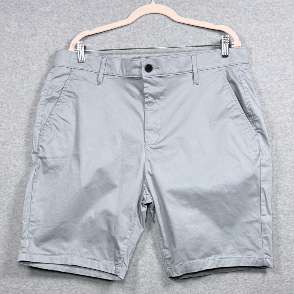 Kenneth Cole New York Men’s Gray Flat Front Shorts Size 38 Golf